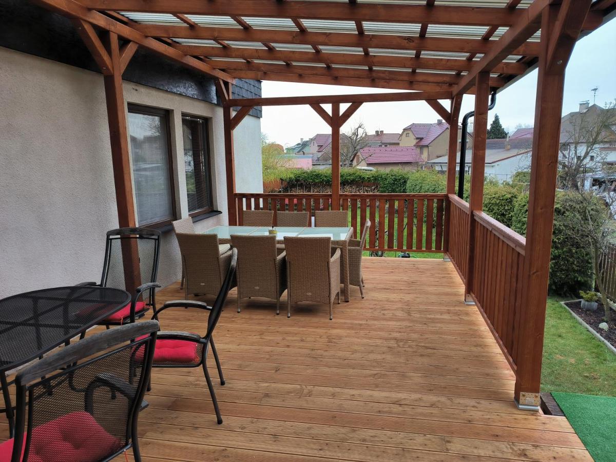House Of Relax Vila Recany nad Labem Exterior foto